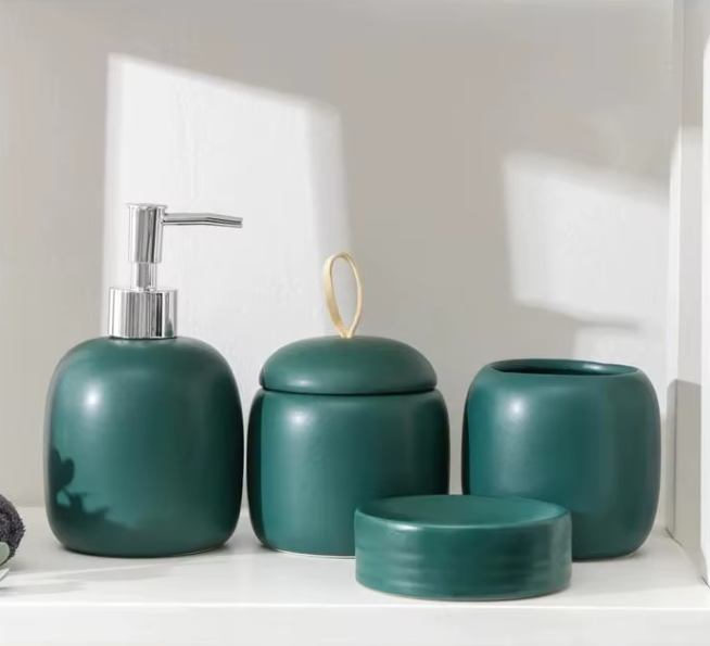 Набор аксессуаров для ванной комнаты SAVANNA Monro, 4 предмета (мыльница, дозатор для мыла 450 мл, стакан, баночка), цвет зеленый