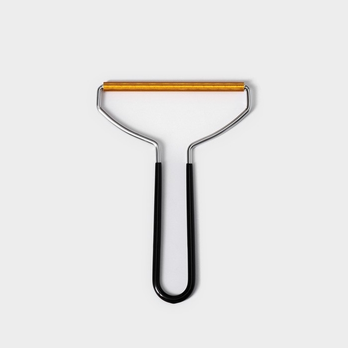 Скребок для чистки одежды, ковров, мебели Доляна, 18&times;12,5 см, ПВХ ручка