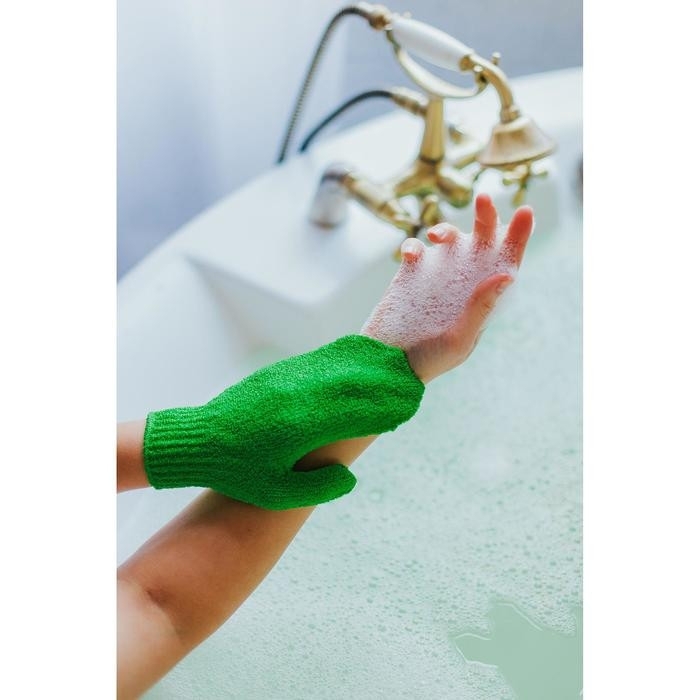 Мочалка - варежка массажная Доляна, 17&times;12 см, цвет МИКС