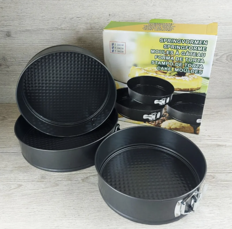 Набор форм для выпечки разъемных 22-24-26 см (3 шт) Набор форм для выпечки разъемных 22-24-26 см (3 шт)